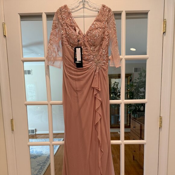 Stretch Mesh Beads Embroidery V-neck Gown - Picture 1 of 7